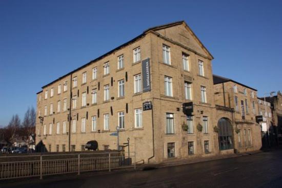 Cambridge Hotel Waterfront Brighouse Exterior foto